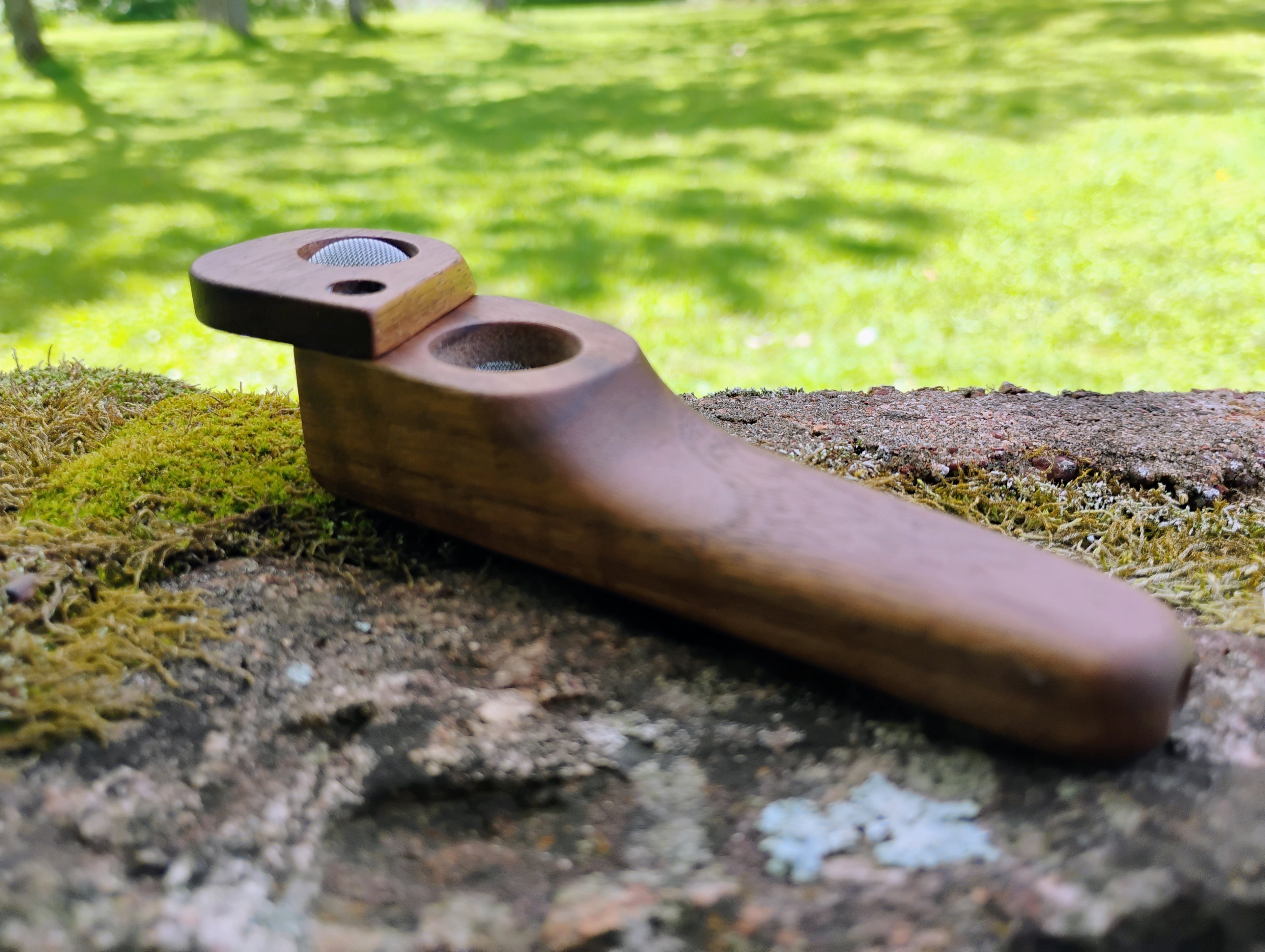 Hand Carved Closed Lid Pocket Pipe 3.5 inch Hardwood Wooden Smoking Pipe