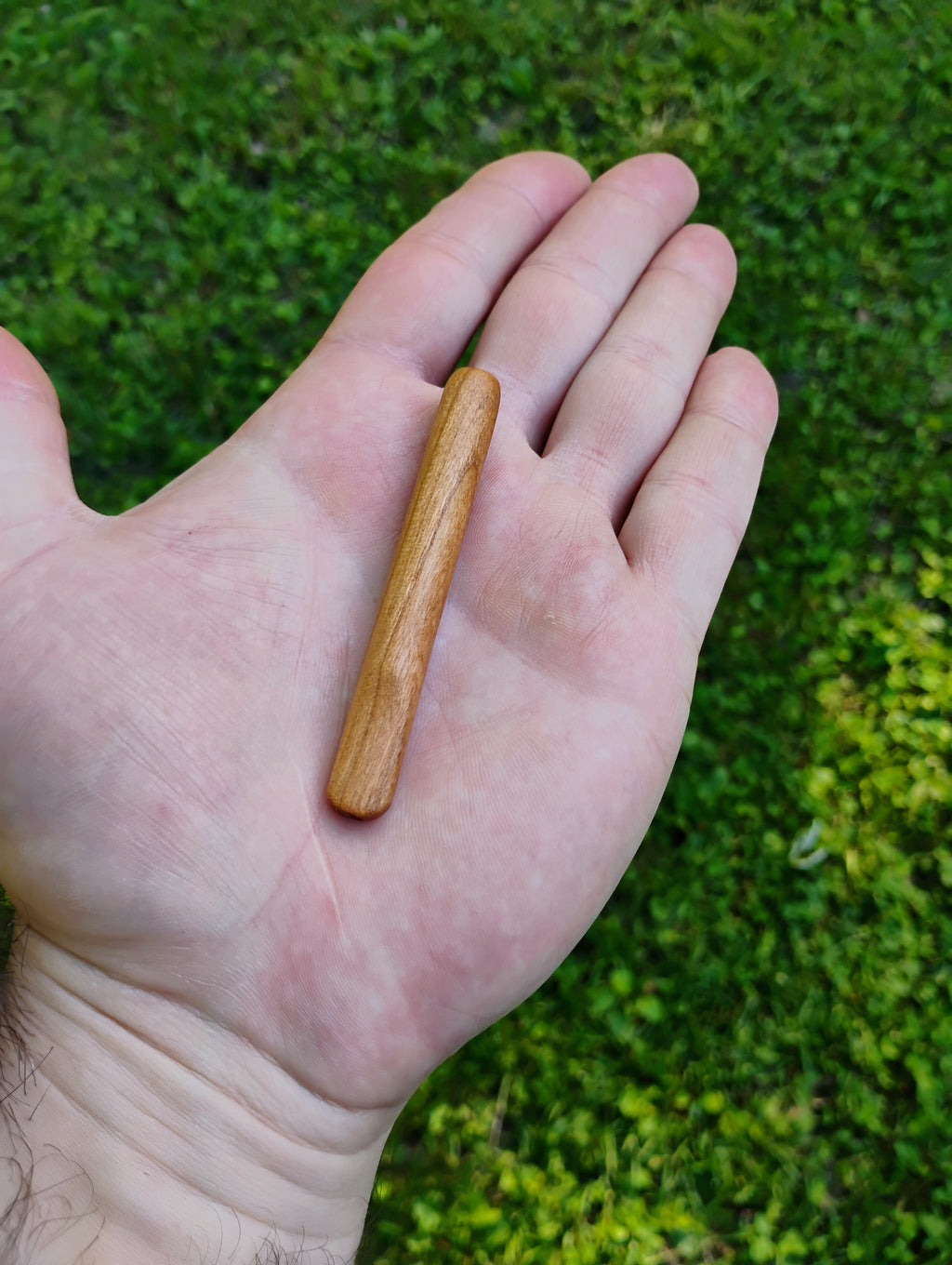 3 inch One Hitter with Hand Carved Lip Tip Hardwood Smoking Pipe