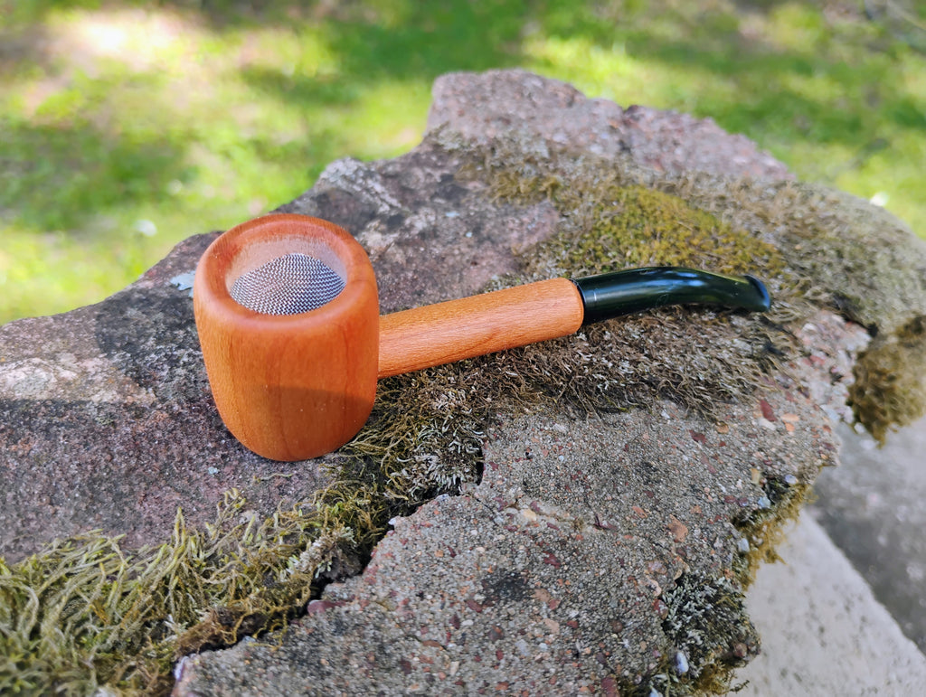 4 inch Screen Smoking Pipe with Plastic Mouthpiece