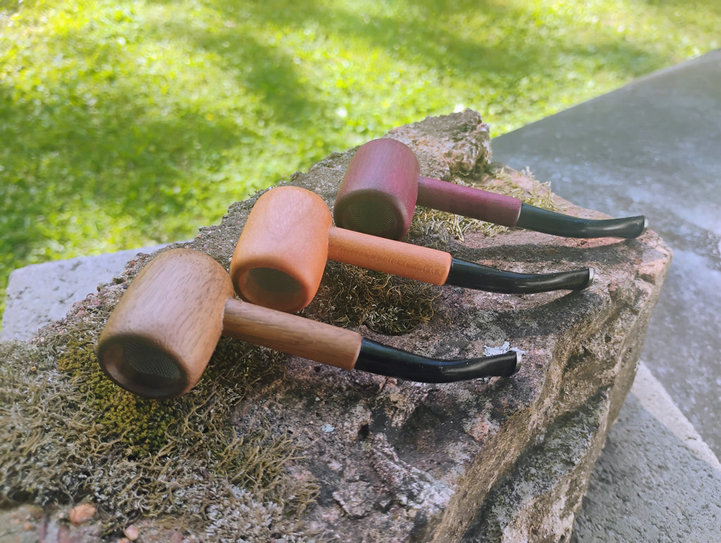 4 inch Screen Smoking Pipe with Plastic Mouthpiece