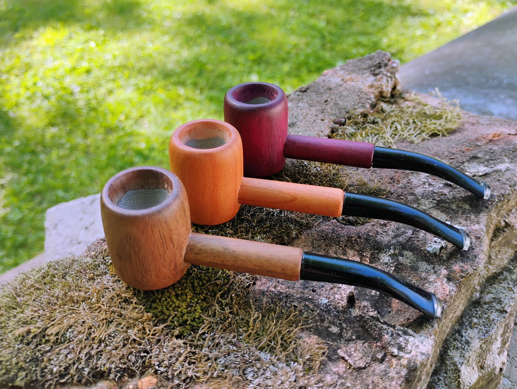 4 inch Screen Smoking Pipe with Plastic Mouthpiece