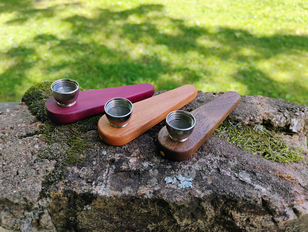 Metal/Wood Hybrid Cone Pipe with Metal Bowl