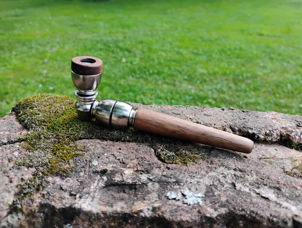 2.5 to 4.5 inch Metal/Wood Hybrid Chamber Pipe with Lid