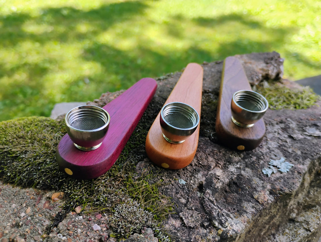 Metal/Wood Hybrid Cone Pipe with Metal Bowl