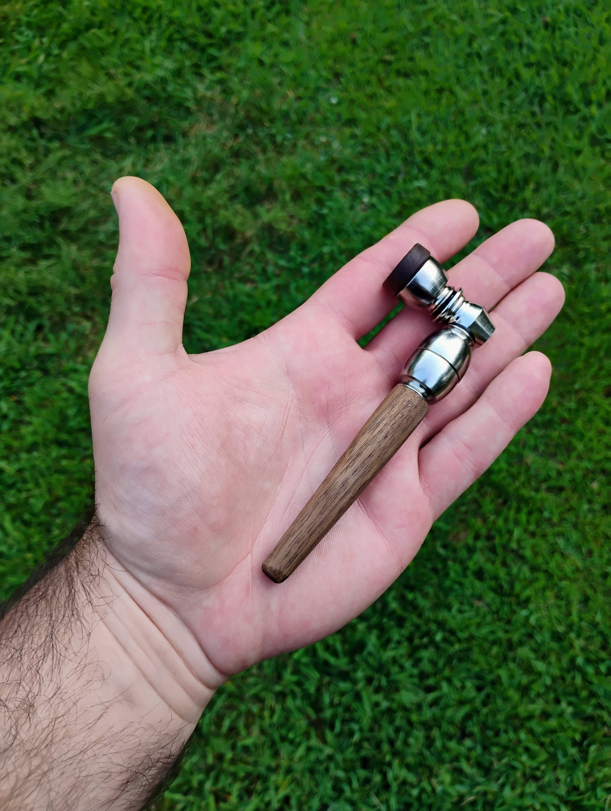 2.5 to 4.5 inch Metal/Wood Hybrid Chamber Pipe with Lid